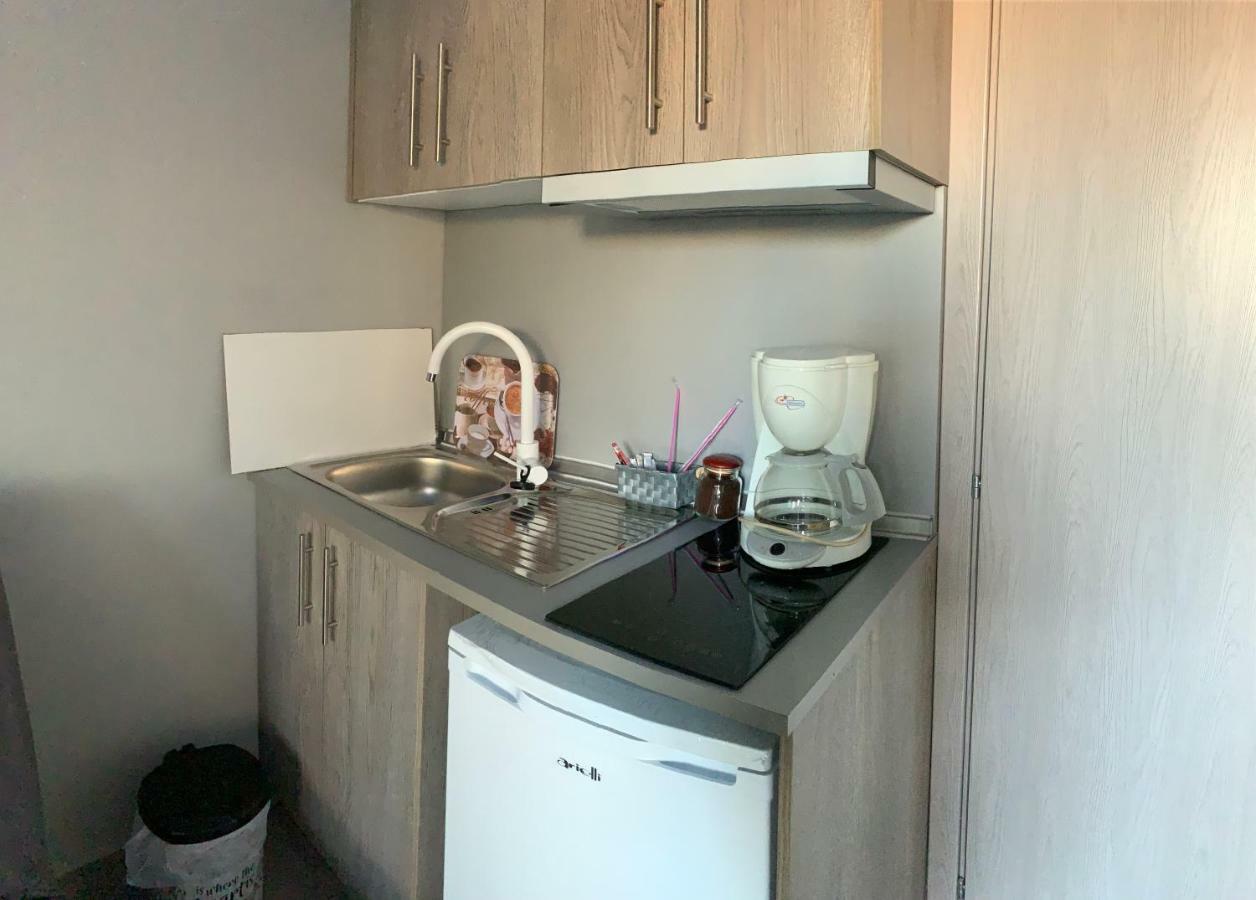 Katrine Rooms Nea Kallikrateia Buitenkant foto